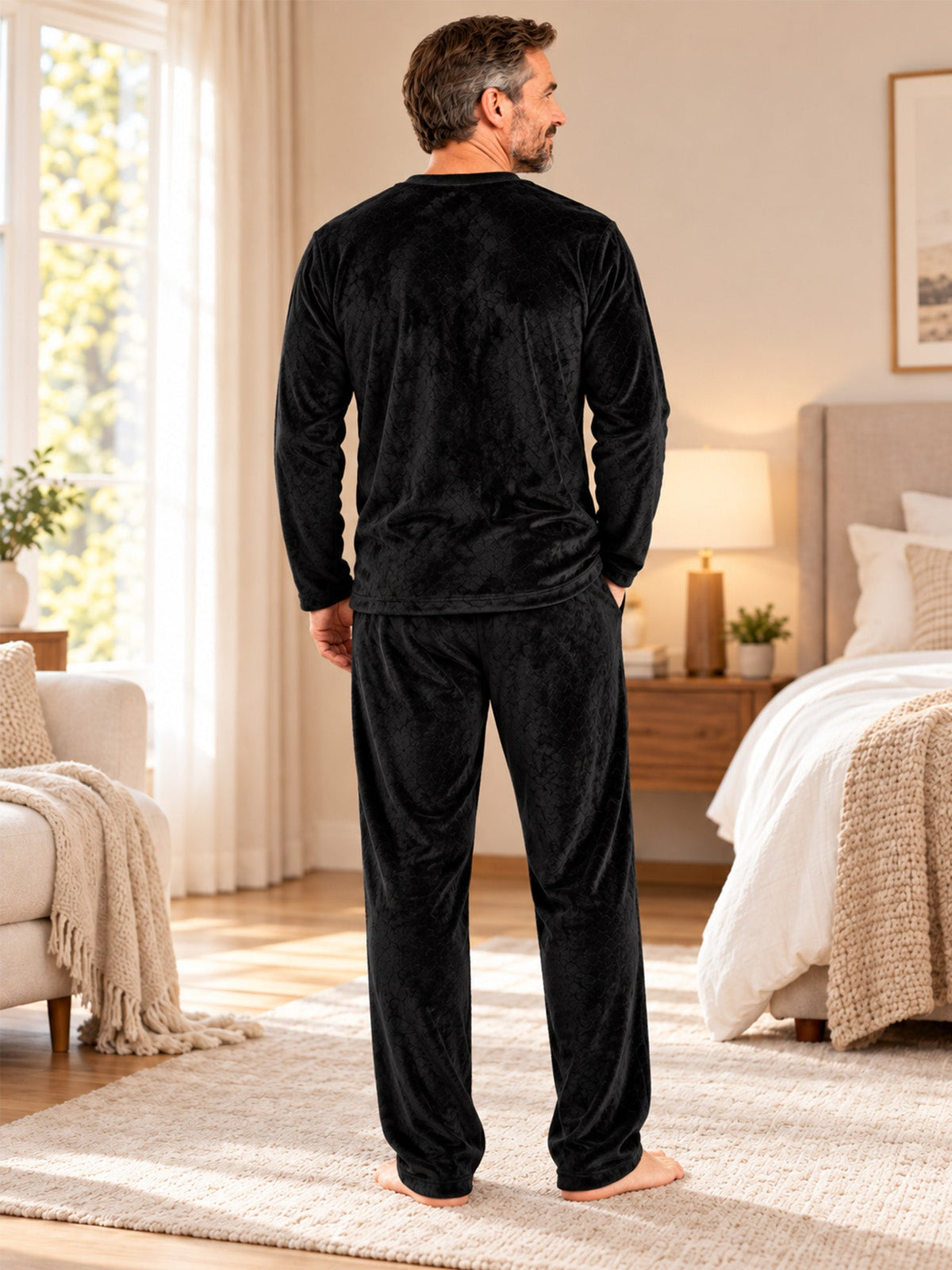 Men's Cozy Thermal Velvet Pajama Set