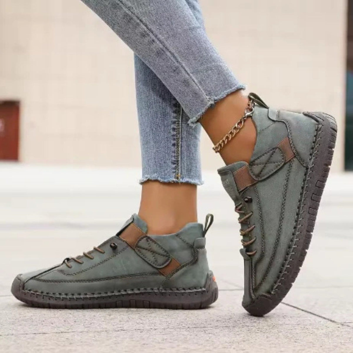 Comfortable Everyday Shoes with Wide and Relaxed Fit