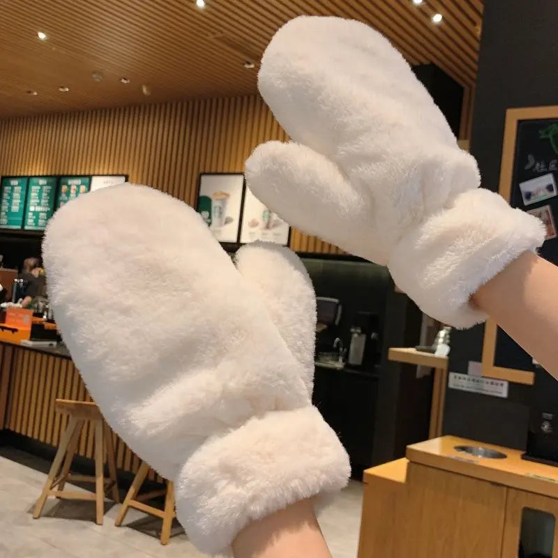 Koponak | Velyris Plush Knit Wrist Mittens