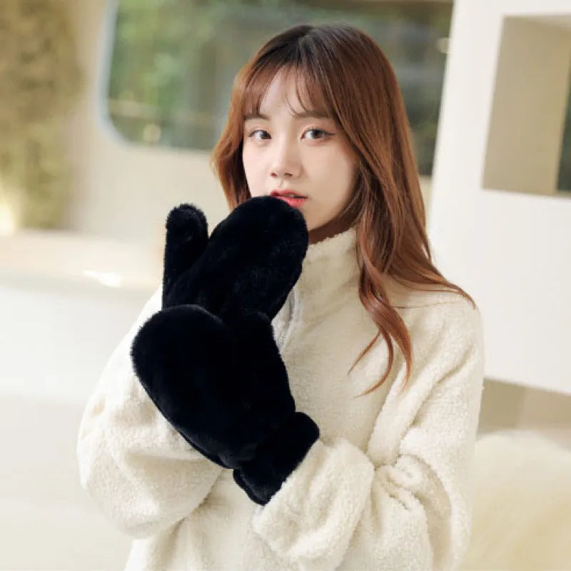 Koponak | Velyris Plush Knit Wrist Mittens