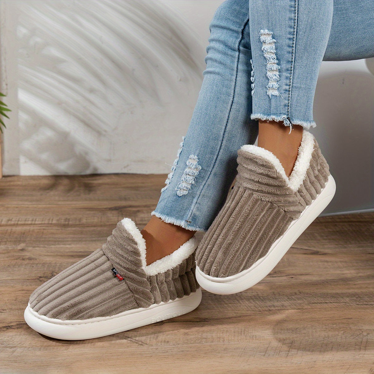 Maureen | Plush Slippers